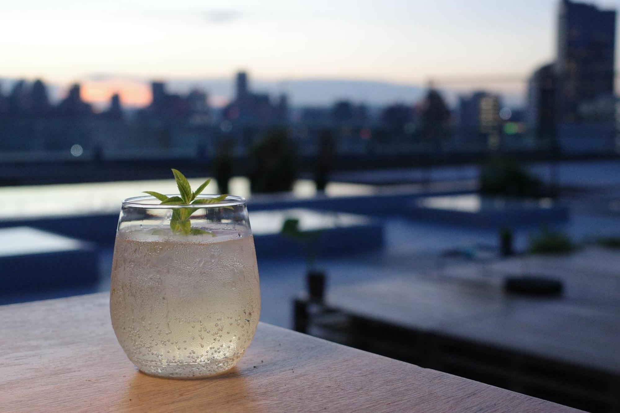 Star Hostel Taichung Parklane Экстерьер фото