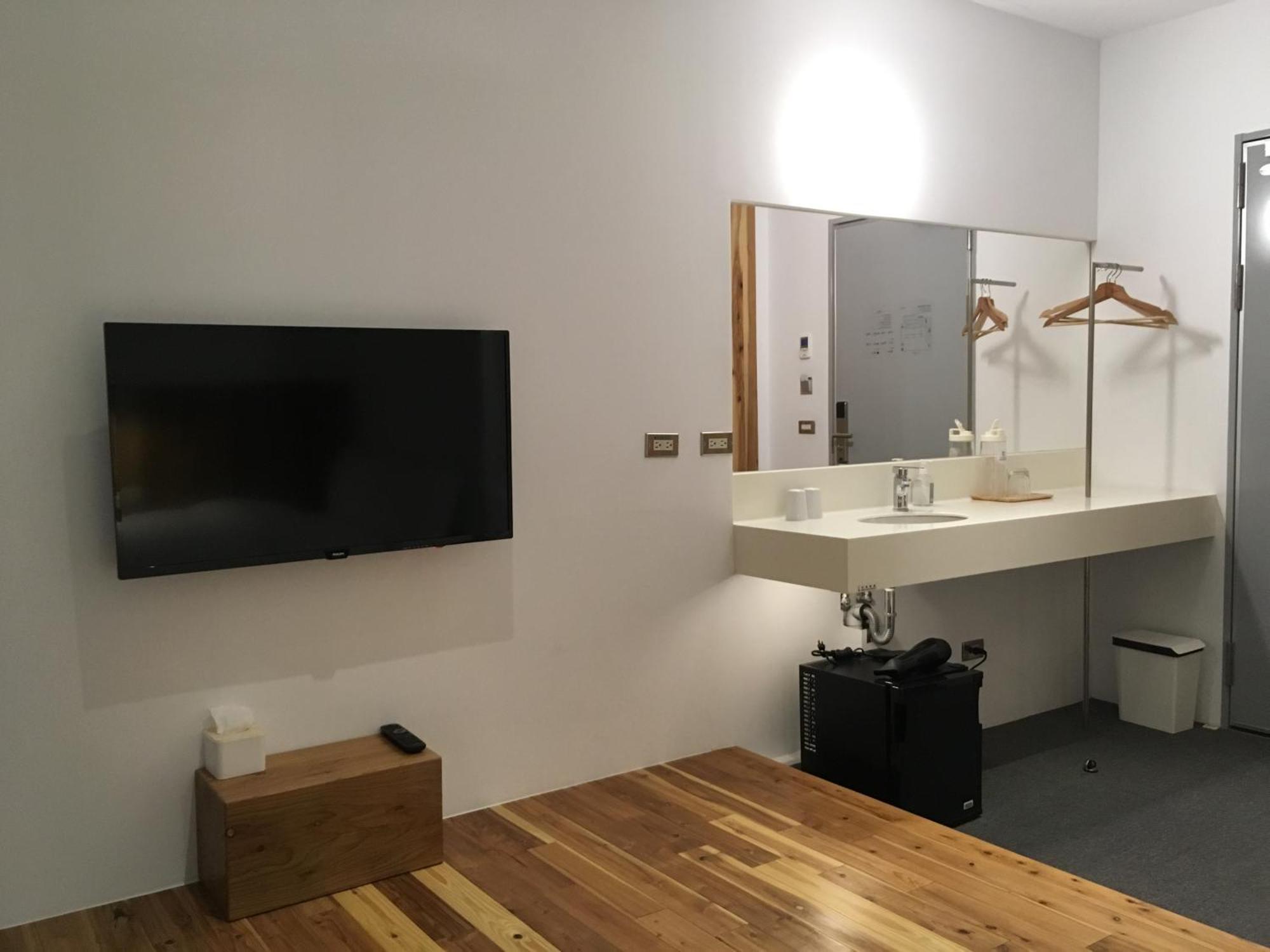 Star Hostel Taichung Parklane Экстерьер фото
